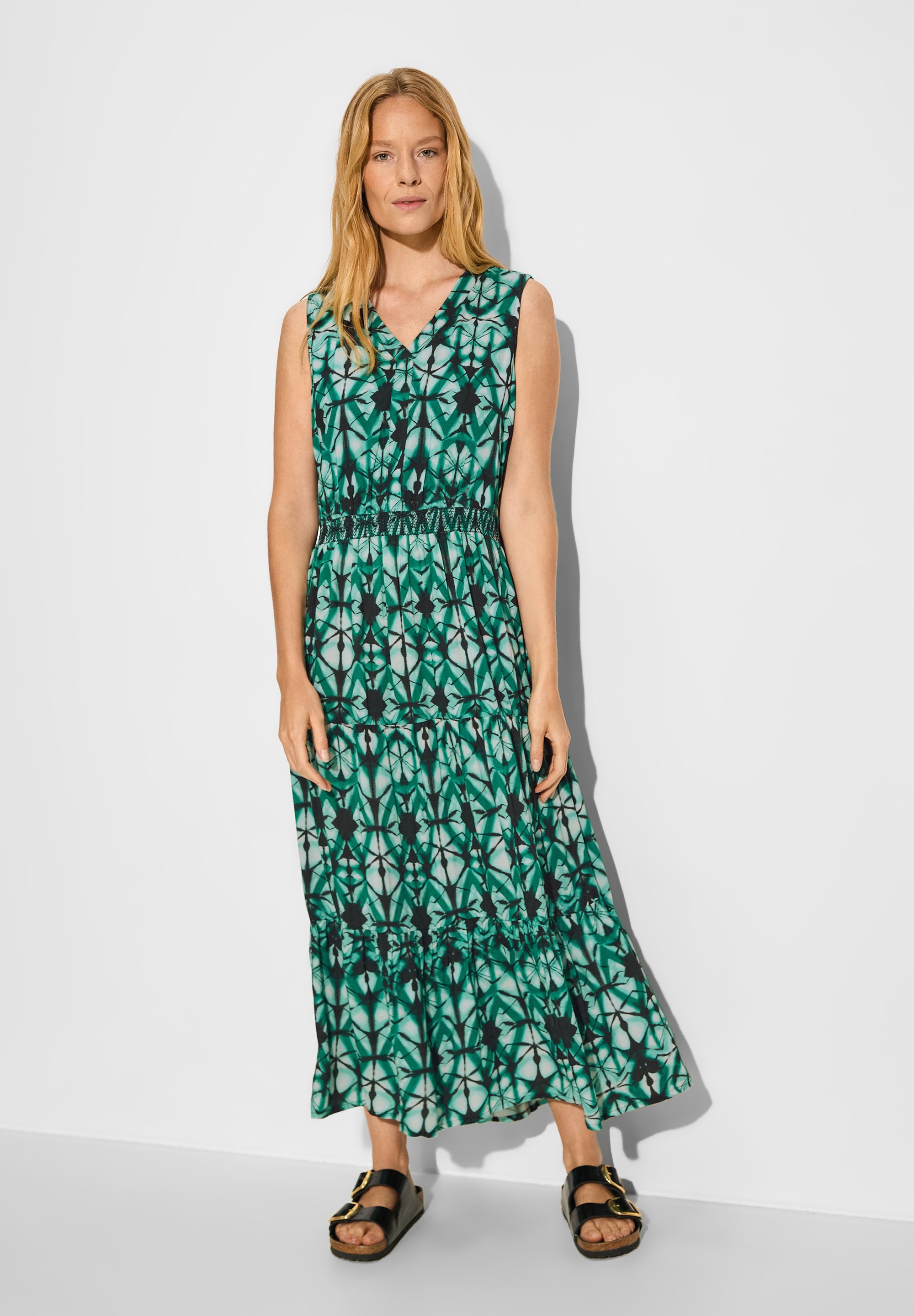 chinese dress ladies Sabine Amazon Floral Dress – Beanie + Cecil
