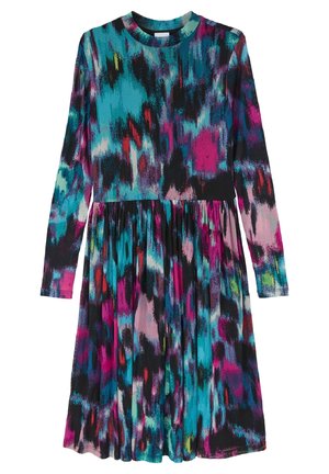 Robe à manches longues avec un motif abstrait multicolore en bleu sarcelle, rose, noir et rouge, avec un col rond et une taille froncée.