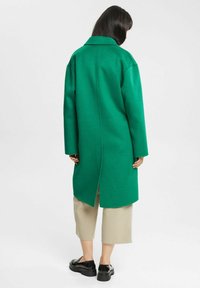 Esprit Collection Cappotto classico - green