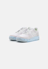Nike Sportswear AF1 CRATER - Sapatilhas - white/chambray blue/volt/photon dust