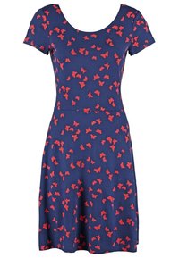 Robe marine à manches courtes et décolleté arrondi, ornée d'un motif de papillons rouges sur l'ensemble, fabriquée dans un tissu doux et extensible.