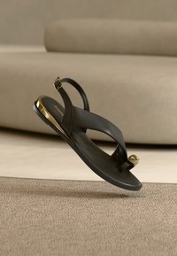 Δεν επιλέχθηκε, black