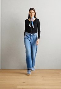 Clarks Originals WALLABEE - Casual lace-ups - powder blue