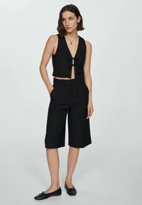 Mango Weste - black