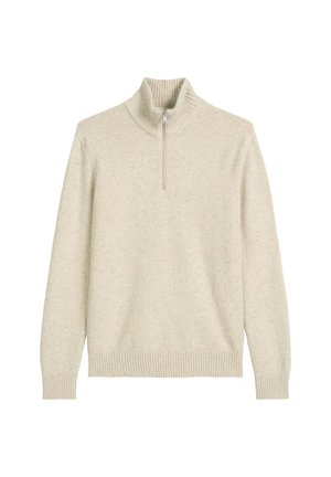 Maglione beige con collo alto a costine e zip a un quarto; tessuto in misto lana con texture; polsini e orlo a costine.