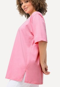 Ulla Popken PLUS SIZE SHORT SLEEVE TEE  - Basic T-shirt - light pink