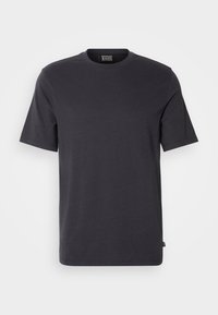 Unselected, washed black