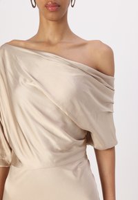 Malina MARISA ASYMMETRICAL - Alkalmi viselet - champagne