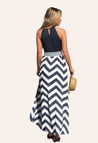 Cupshe WITH RACERBACK DETAIL - Vestito lungo - dark blue