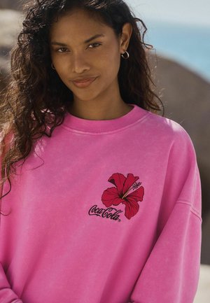 Next, REGULAR FIT - WASHED LOOK COCA-COLA SUMMER SWEATSHIRT - Mikina - pink