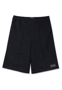 Shorts noirs en tissu léger, dotés d'une taille élastique, de poches latérales et d'un petit logo décoratif en bas à droite.