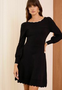 Love & Roses SCALLOP - Egyenes szabású ruha - black