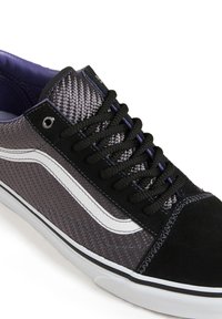 Vans OLD SKOOL - Sneakers basse - black charcoal purple