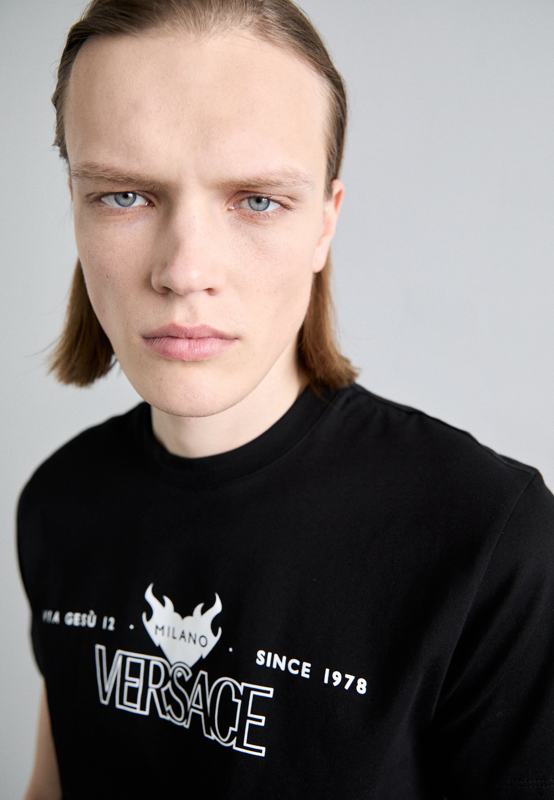 Versace COMPACT LOGO - Print T-shirt - black - Zalando.co.uk