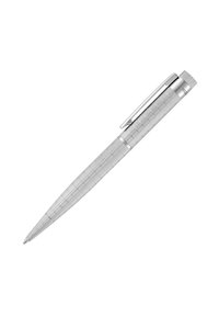 Stylo à bille en métal argenté avec un motif quadrillé et un clip près du haut sur fond blanc.