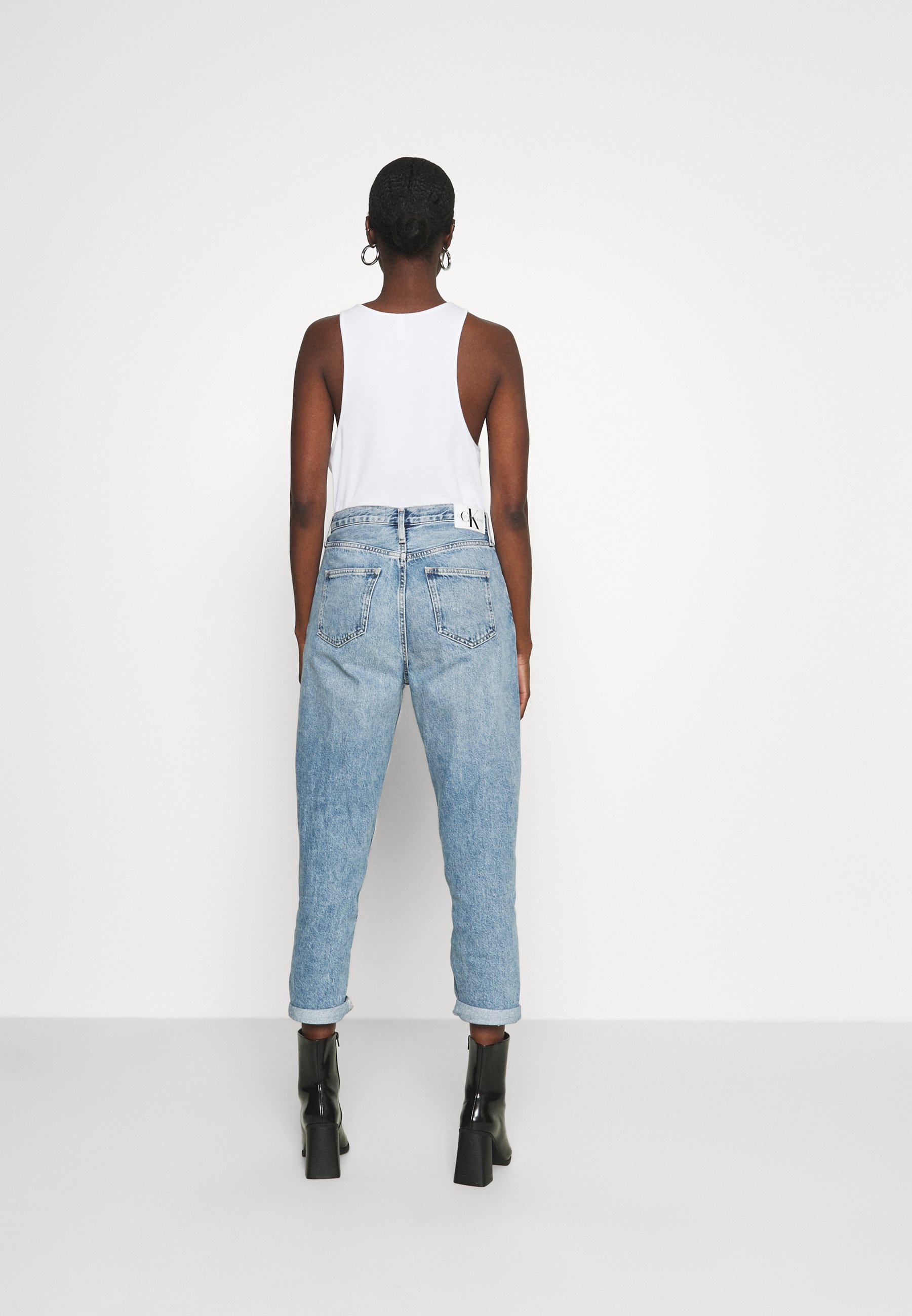 Calvin Klein Jeans BAGGY - Laisvo kirpimo džinsai - denim light/šviesiai  mėlyno džinso - Zalando.lt