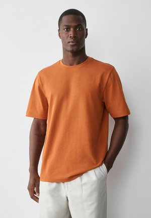 Next, HEAVYWEIGHT T-SHIRTS 3 PACK.  - REGULAR FIT - Basic T-shirt - blue grey marl orange