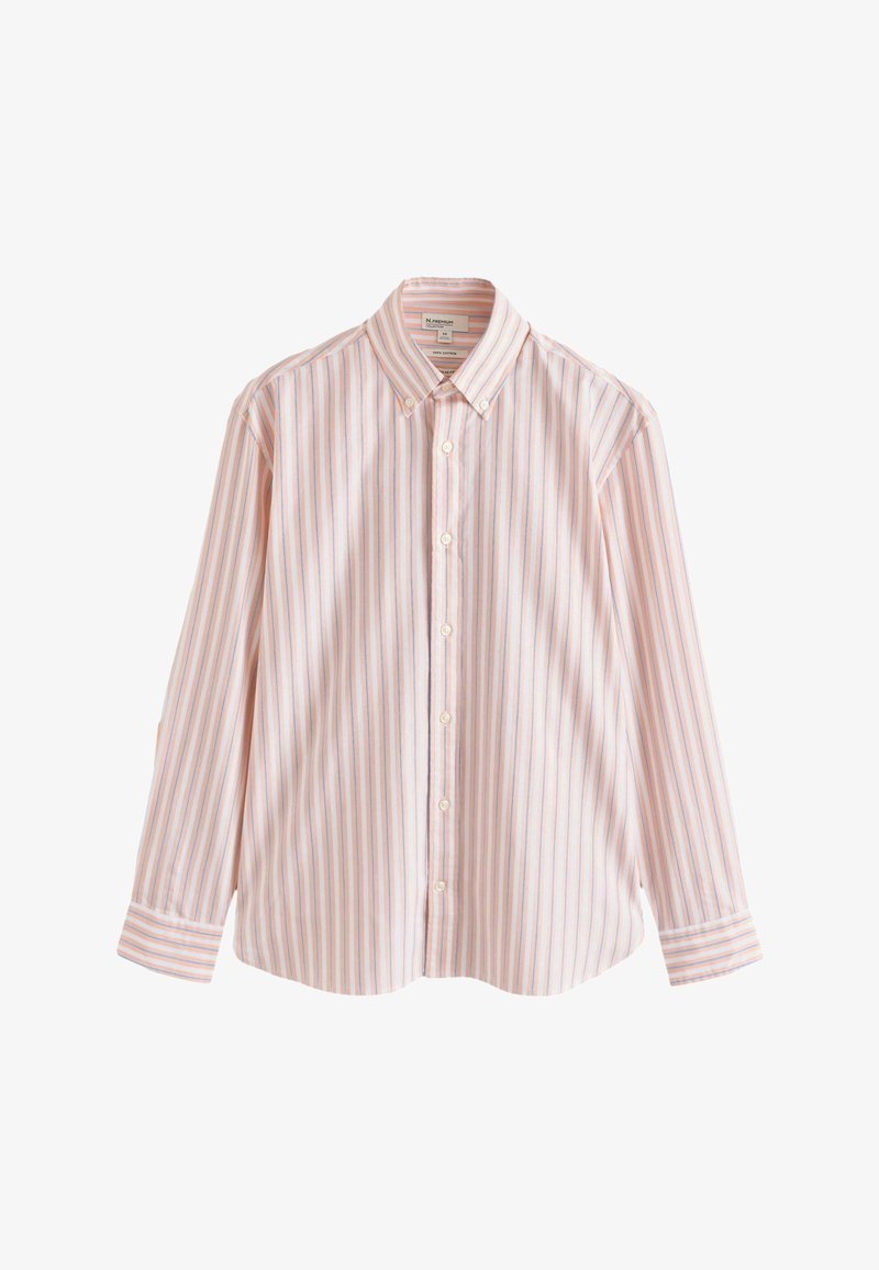 Pánska košeľa na zapínanie s dlhými rukávmi, s tenkými vertikálnymi pruhmi v ružovej, bielej a svetlomodrej farbe na svetlom podklade.