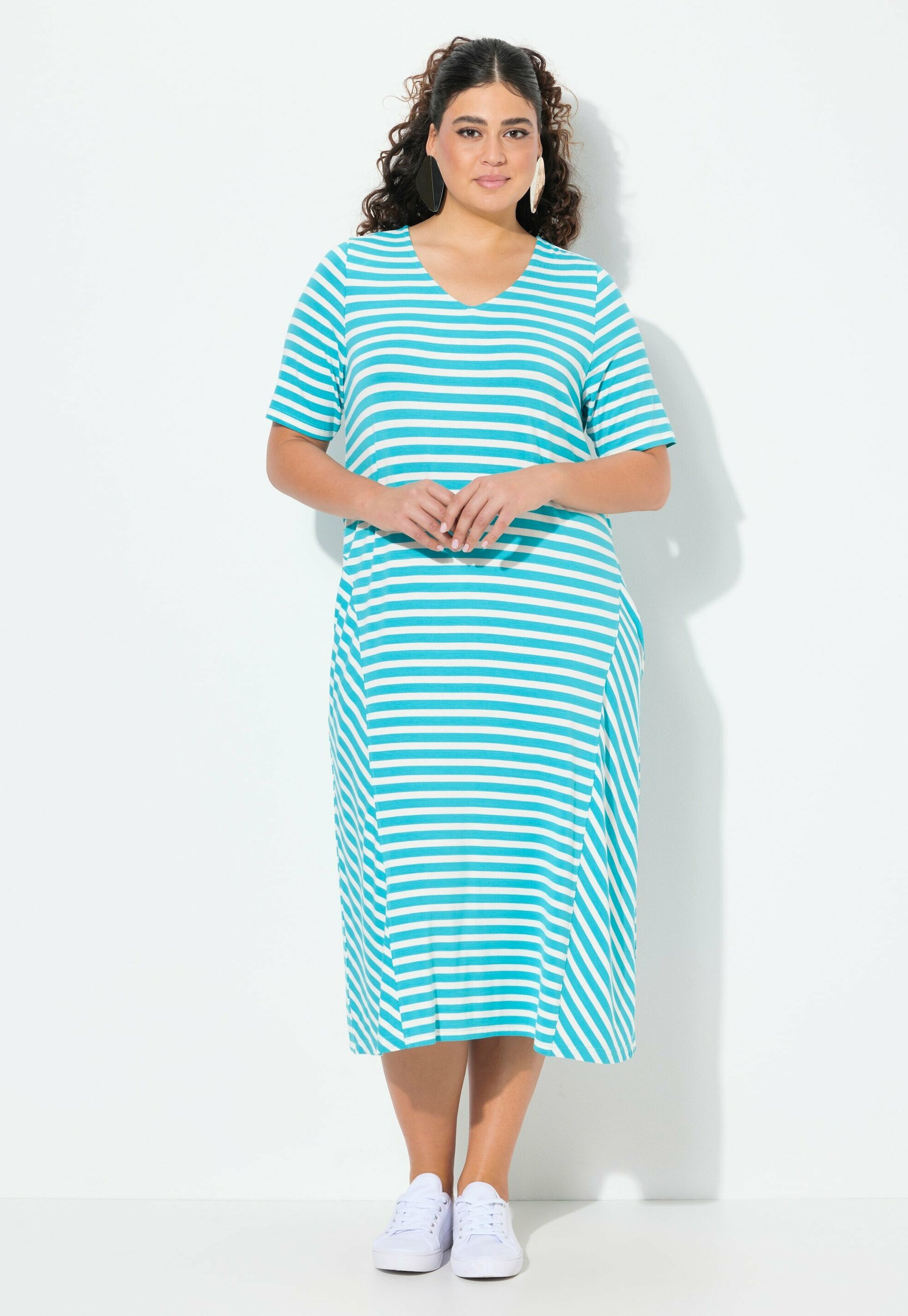 Ulla Popken Jersey dress deep aqua/blue Zalando