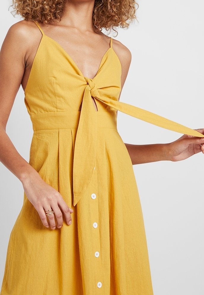 Missguided Day dress - yellow - (Pre-owned) - Zalando.ie