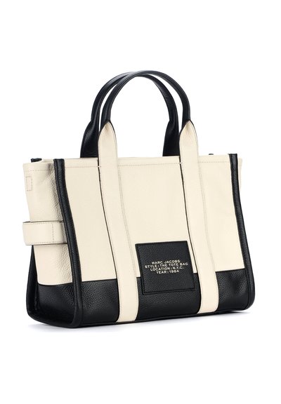 MARC JACOBS MEDIUM TRAVELER  - Velika torba - bianco