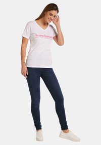 Bruno Banani ASHLEY - T-shirts print - weiß