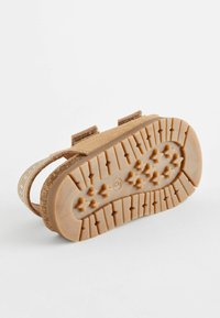 Baker by Ted Baker REGULAR FIT - Sandále na chodenie - tan brown