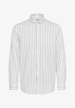 Bela srajca z dolgimi rokavi z črnimi navpičnimi črtami, s kravato, enojno prsno žepek in kontrastni črtasti manšeti.