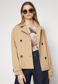 JDY JDYCAMILLA SHORT BELT JACKET  - Letná bunda - incense