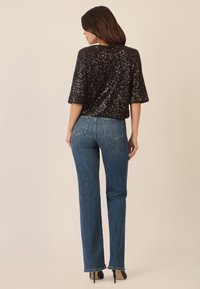 Apart PAILLETTEN - T-shirt print - schwarz