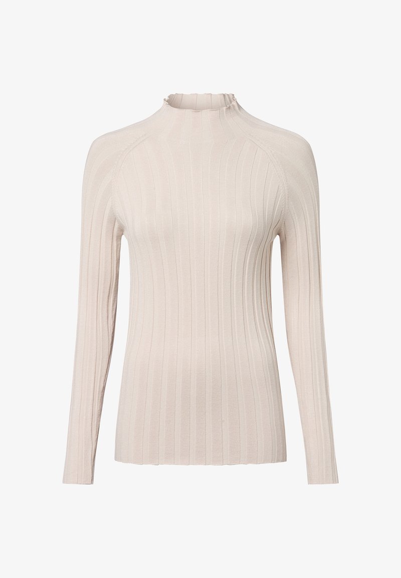 Engstrickter, gerippter Langarm-Pullover in Hellbeige, mit einem hohen Kragen mit gewelltem Rand und glatter Textur, der eine schlanke Form betont.