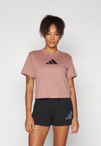 adidas Performance TRAIN ESSENTIALS BIG LOGO  - T-shirts med print - warm clay