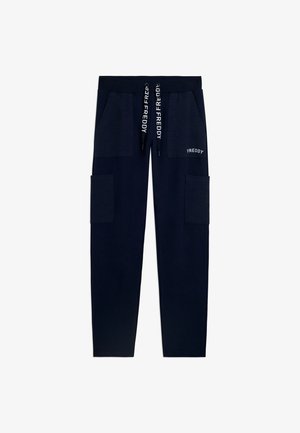 Pantalones jogger azul marino con cintura elástica, logo blanco "FREDDY" en los cordones y bolsillo, con dos bolsillos delanteros y dos laterales.
