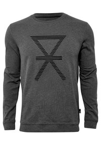 Sudadera de manga larga gris oscuro, hecha de tela suave, con un gráfico texturizado a rayas en el centro, cuello redondo y puños acanalados.