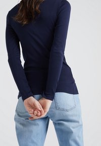 J.CREW Långärmad tröja - blue