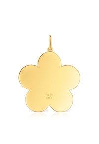 Ciondolo floreale in tonalità oro realizzato in argento sterling (S925). Presenta una superficie liscia e riflettente con un anello per attaccarlo ai gioielli.