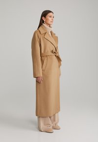 ANDIATA VITORIA - Casaco clássico - sand