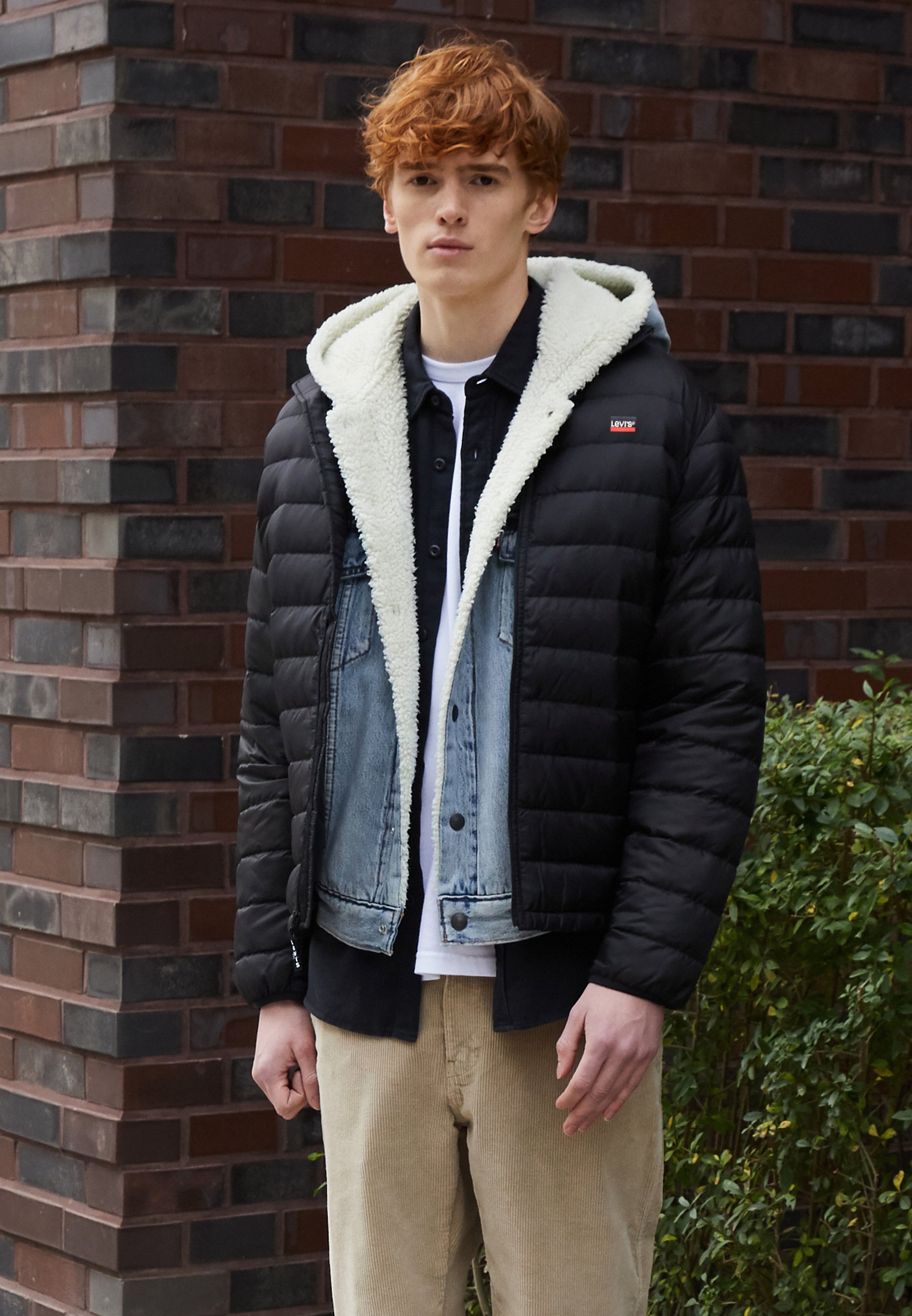 Levi's® PRESIDIO PACKABLE JACKET - Kurtka przejściowa/czarny