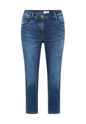 Blå denimjeans med en frontknap, lynlås, to forlommer og bæltestropper, vist mod en hvid baggrund.