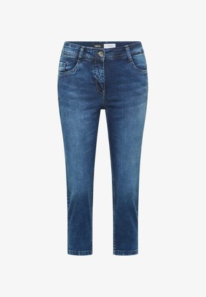 Blå denimjeans med en frontknap, lynlås, to forlommer og bæltestropper, vist mod en hvid baggrund.