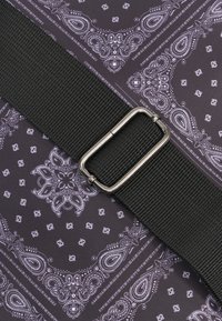 Karl Kani - Torba na ramię