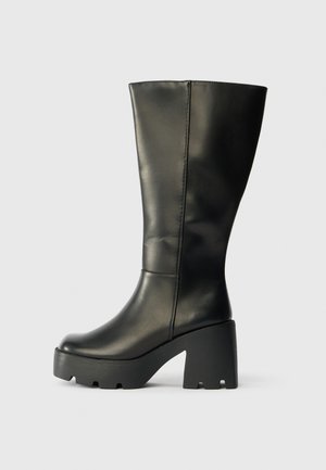 Μπότες με ψηλό τακούνι - black