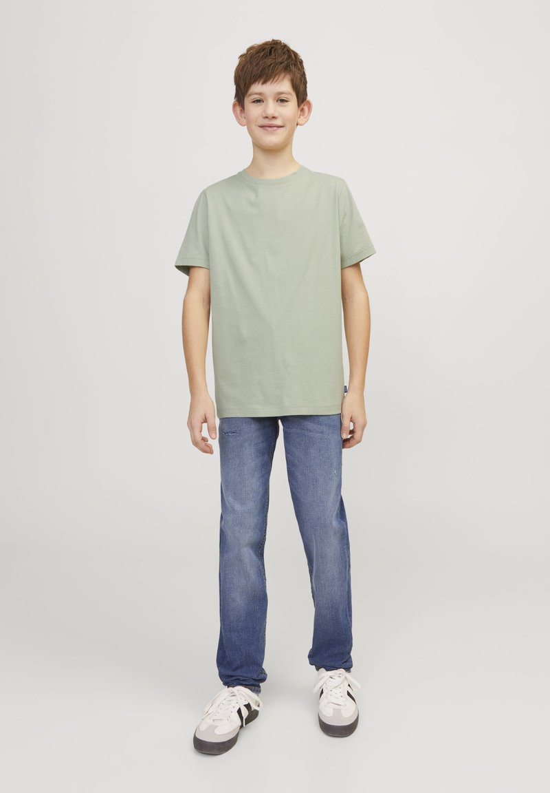 Jack & Jones Junior - JJEORGANIC TEE O NECK - T-shirts - desert sage, Forstørre