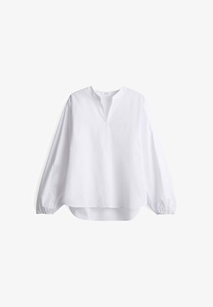 Weißes Langarmshirt mit V-Ausschnitt, lockerer Passform, gerafften Ärmeln und abgerundetem Saum, aus leichtem Stoff.