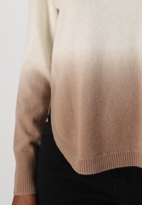 Repeat Pullover - taupe/pearl