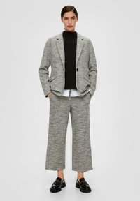 s.Oliver BLACK LABEL - Sweter