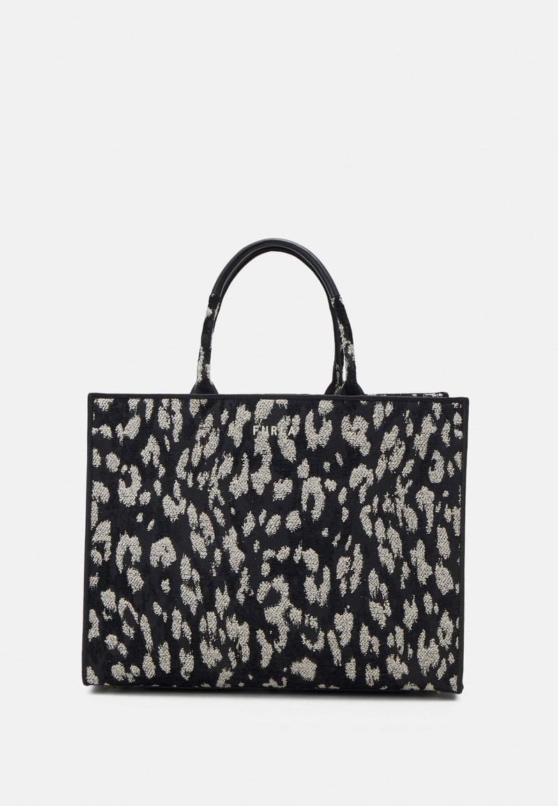 Sac à main noir avec motif léopard en matière texturée. Dispose de deux poignées solides et d'un logo embossé à l'avant.