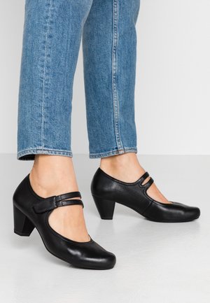 Caprice Pumps - black
