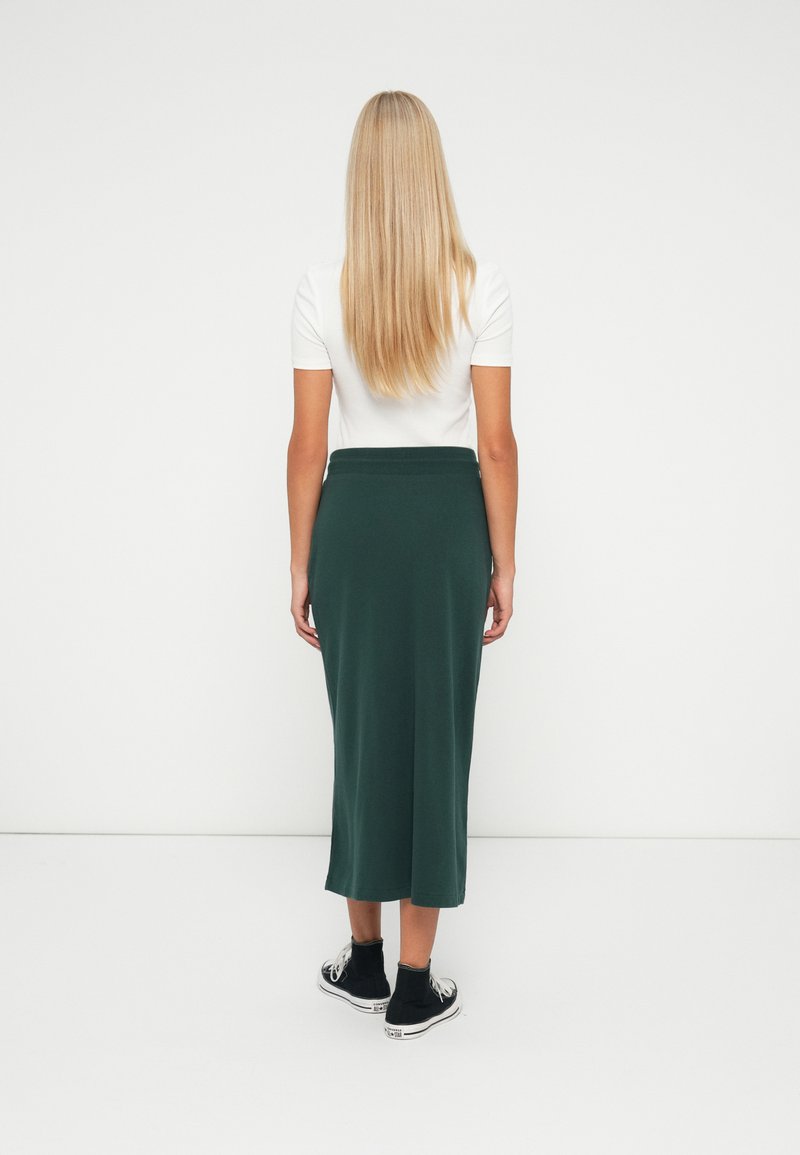 Soldes Jupes femme à partir de 5 € - Kiabi