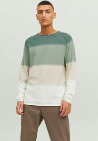 Jack & Jones JJEHILL CREW NECK  - Pulóver - granite green